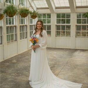 Elegant White Wedding Dress